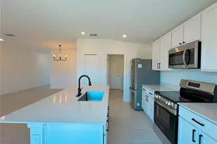 1922 Sarah St, Winter Haven, FL 33884 - Photo 7