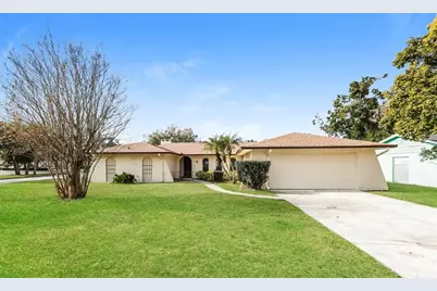 418 Duchess Drive, Lakeland, FL 33803 - Photo 1