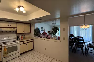 5304 Seaton Hall Ln, Orlando, FL 32821 - Photo 5