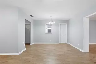 2523 Lake Ellen Ln, Tampa, FL 33618 - Photo 19