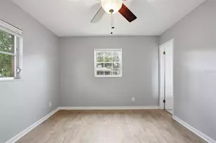 2523 Lake Ellen Ln, Tampa, FL 33618 - Photo 33