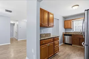 2523 Lake Ellen Cir Circle, Tampa, FL 33618 - Photo 11