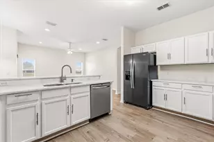 3516 Forest Park Dr, Kissimmee, FL 34746 - Photo 7