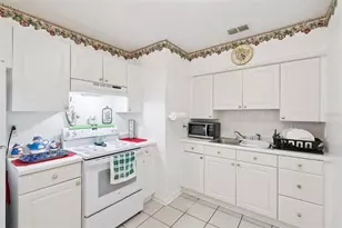 4926 Deauville Dr, Orlando, FL 32808 - Photo 7