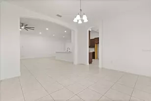 3918 Gaviota Dr, Sun City Center, FL 33573 - Photo 9