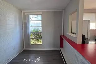 1423 Bryant St, Leesburg, FL 34748 - Photo 5