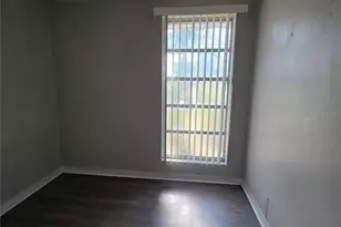 1423 Bryant St, Leesburg, FL 34748 - Photo 9