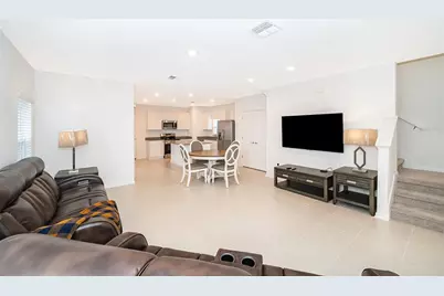 7428 Ivy Tendril Avenue, Orlando, FL 32829 - Photo 5