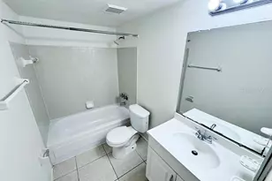 2856 Somerset Park Dr, Tampa, FL 33613 - Photo 15