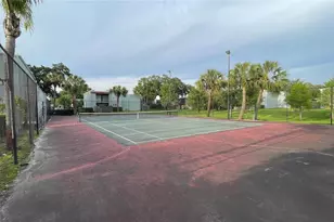 2856 Somerset Park Dr, Tampa, FL 33613 - Photo 45