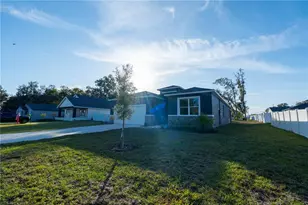 911 N New Hampshire Ave, Tavares, FL 32778 - Photo 53