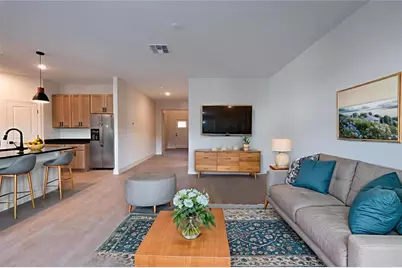 911 N New Hampshire Avenue, Tavares, FL 32778 - Photo 15