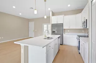 13647 Begonia Cir, Port Charlotte, FL 33981 - Photo 11