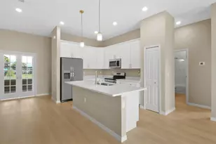 13647 Begonia Cir, Port Charlotte, FL 33981 - Photo 9