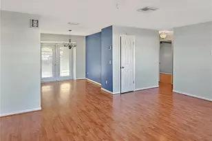 1073 Wilmington Dr, Deltona, FL 32725 - Photo 9