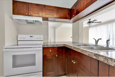 271 Caribbean Drive #Main Unit, Davenport, FL 33897 - Photo 5