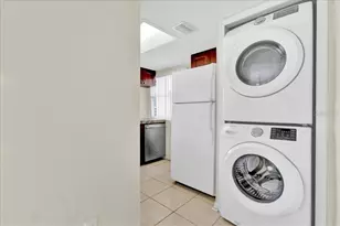 271 Caribbean Dr, Davenport, FL 33897 - Photo 3