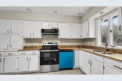 1081 SE 170th Avenue, Silver Springs, FL 34488 - Photo 9