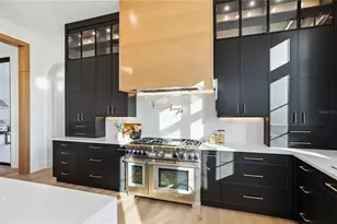 1118 Sarah Mathews Dr, Oakland, FL 34760 - Photo 11