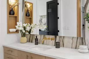 1118 Sarah Mathews Dr, Oakland, FL 34760 - Photo 31