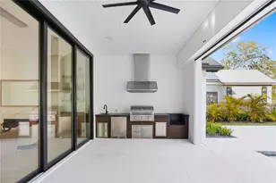 1118 Sarah Mathews Dr, Oakland, FL 34760 - Photo 45