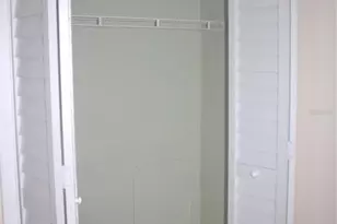 1100 E Bay Dr, Largo, FL 33770 - Photo 9