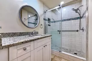 1100 E Bay Dr, Largo, FL 33770 - Photo 15