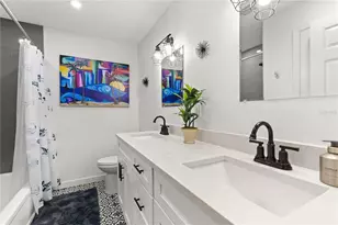 5611 S Sheridan Rd, Tampa, FL 33611 - Photo 11