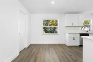 5433 Lescot Ln, Orlando, FL 32811 - Photo 9