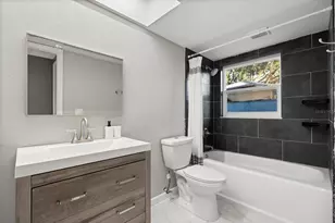 5548 Kingswood Dr, Orlando, FL 32810 - Photo 19