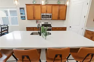 4009 Swan Goose Ct, Okahumpka, FL 34762 - Photo 9