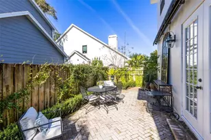 1021 Atkins Pl, Orlando, FL 32804 - Photo 31