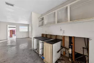 5601 16th St W, Bradenton, FL 34207 - Photo 13