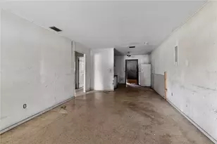 5601 16th St W, Bradenton, FL 34207 - Photo 17