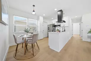 301 58th St N, Saint Petersburg, FL 33710 - Photo 7