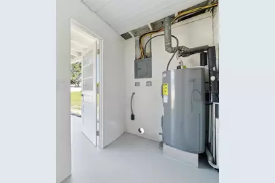 301 58th Street N, Saint Petersburg, FL 33710 - Photo 27