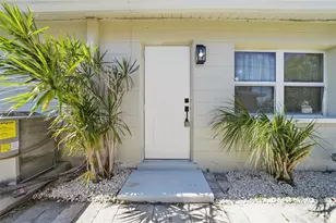 301 58th St N, Saint Petersburg, FL 33710 - Photo 3