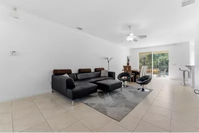 4704 Blue Diamond Street, Kissimmee, FL 34746 - Photo 5