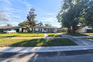 1098 Leeway Ct, Orlando, FL 32810 - Photo 3