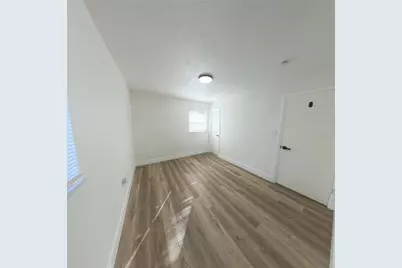 1098 Leeway Court, Orlando, FL 32810 - Photo 15