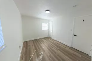 1098 Leeway Ct, Orlando, FL 32810 - Photo 15