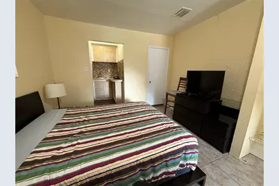 10174 Mason Dixon Circle, Orlando, FL 32821 - Photo 9