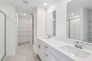 807 Sunshower Dr, Lady Lake, FL 32159 - Photo 31