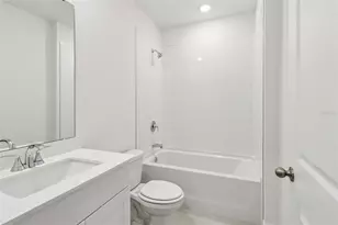 807 Sunshower Dr, Lady Lake, FL 32159 - Photo 17