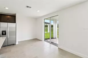 891 Sunshower Dr, Lady Lake, FL 32159 - Photo 9