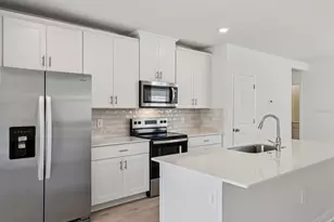 803 Sunshower Dr, Lady Lake, FL 32159 - Photo 3