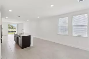 803 Sunshower Dr, Lady Lake, FL 32159 - Photo 11