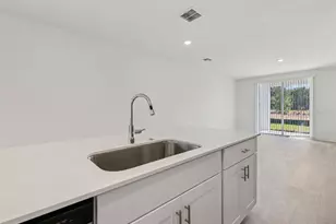 803 Sunshower Dr, Lady Lake, FL 32159 - Photo 7