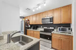 2455 Kimberly Dr, Deltona, FL 32738 - Photo 7