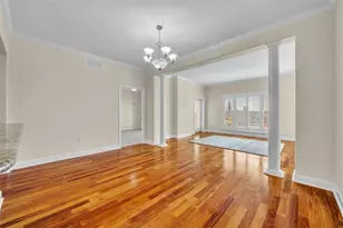 2305 Edgewater Dr, Orlando, FL 32804 - Photo 5
